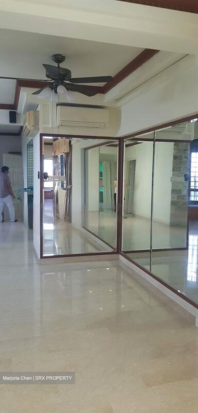 Flame Tree Park (D20), Condominium #482842071